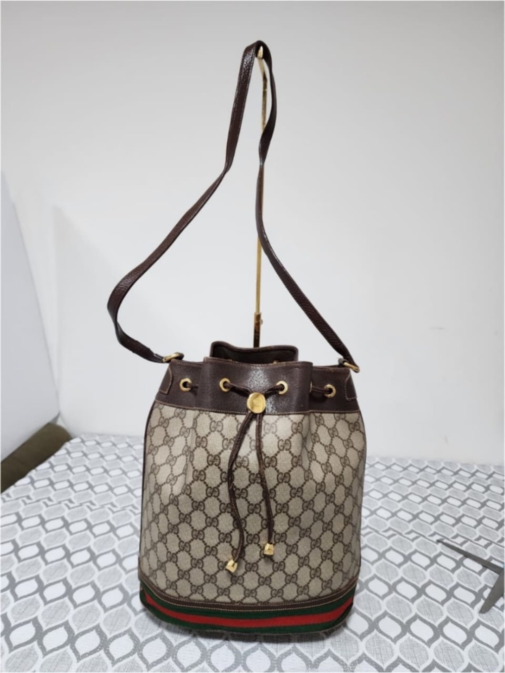 Authentic GUCCI Vintage Ophidia GG Supreme Canvas Bucket Bag Beige/Brown